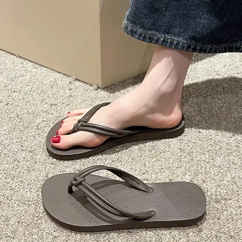 Women's Flip Flops Summer Slippers, Candy Colors, Flat Sandals for Ladies, Slip-On, Anti-Slip Soft Sole, Beach Comfort Shoes