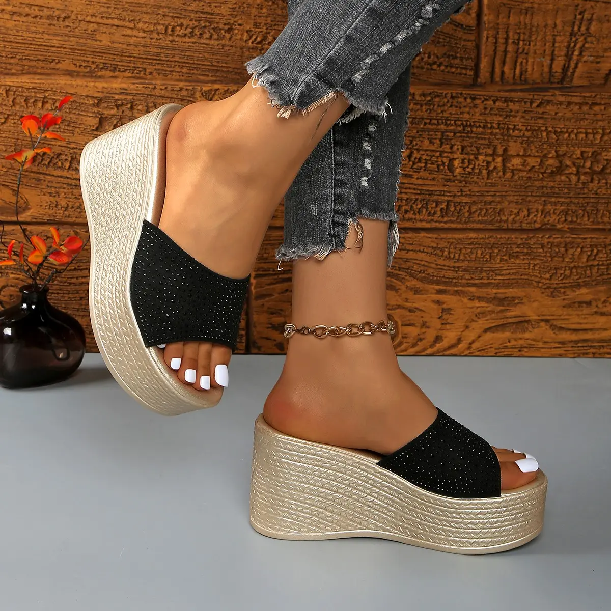 Crystal Decor Thick Bottom Wedge Sandals Women 2025 Summer Chunky Platform Beach Slippers Woman Plus Size 43 Outdoor Mule Slides