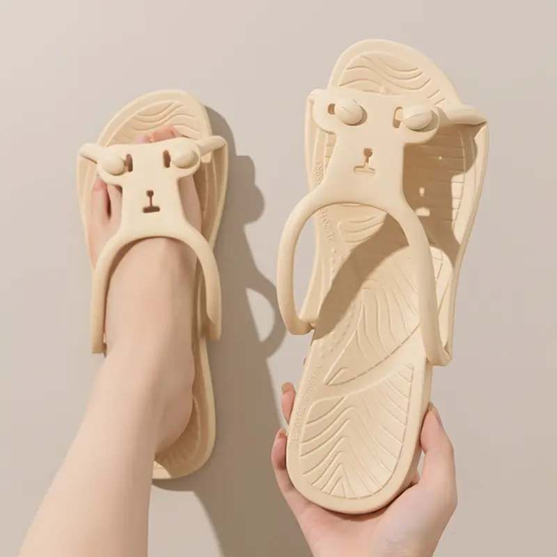 Couples Trip Travel Portable Folding Slippers 2025 Summer Flat Heels Beach Flip Flops Woman Non Slip Clip Toe Outdoor Slides