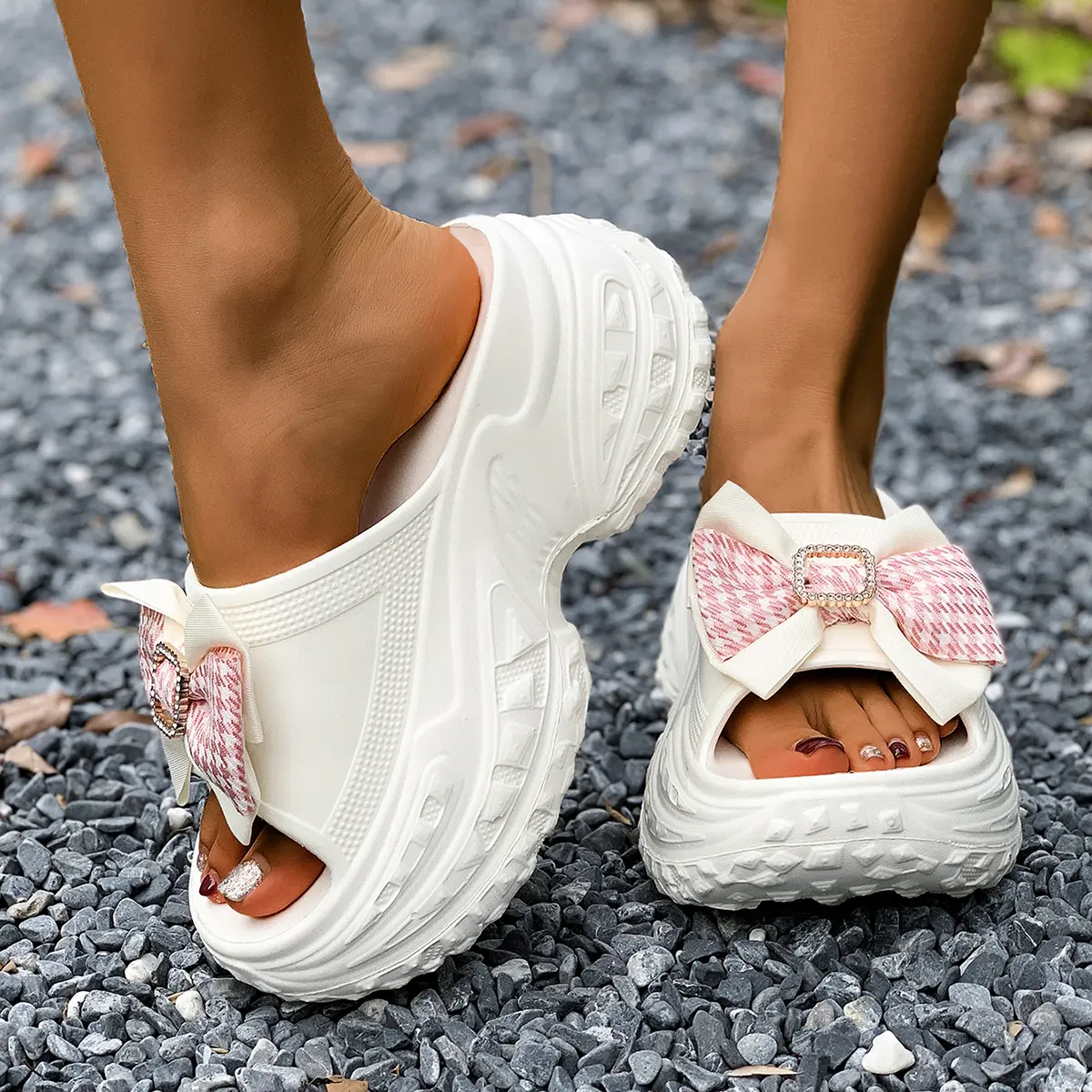 Bowtie Decor Chunky Platform Slippers Women 2025 Summer Thick Bottom Wedge Beach Sandals Woman Non Slip Outdoor Eva Slippers