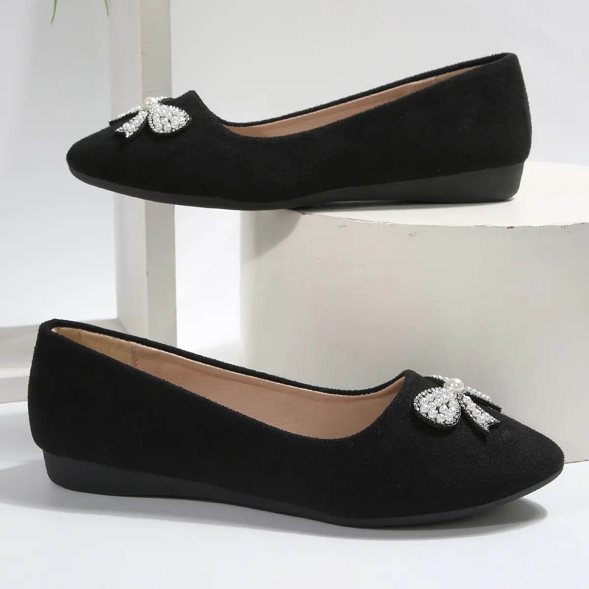 Pearl Bowtie Decor Flat Heels Casual Shoes Women 2025 Spring Comfort Soft Sole Flats Woman Slip On Flat Heels Walking Shoes