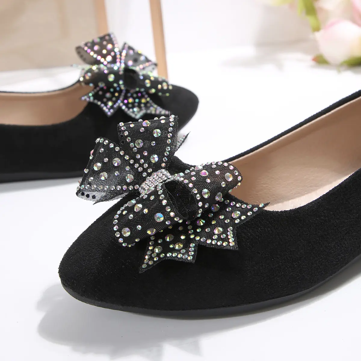 Crystal Bowtie Decor Women Casual Shoes 2025 Spring Non Slip Flat Heels Loafers Woman Plus Size 42 Comfort Soft Sole Flats