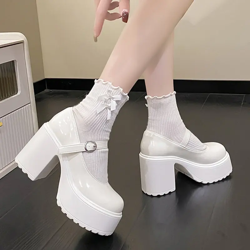 324