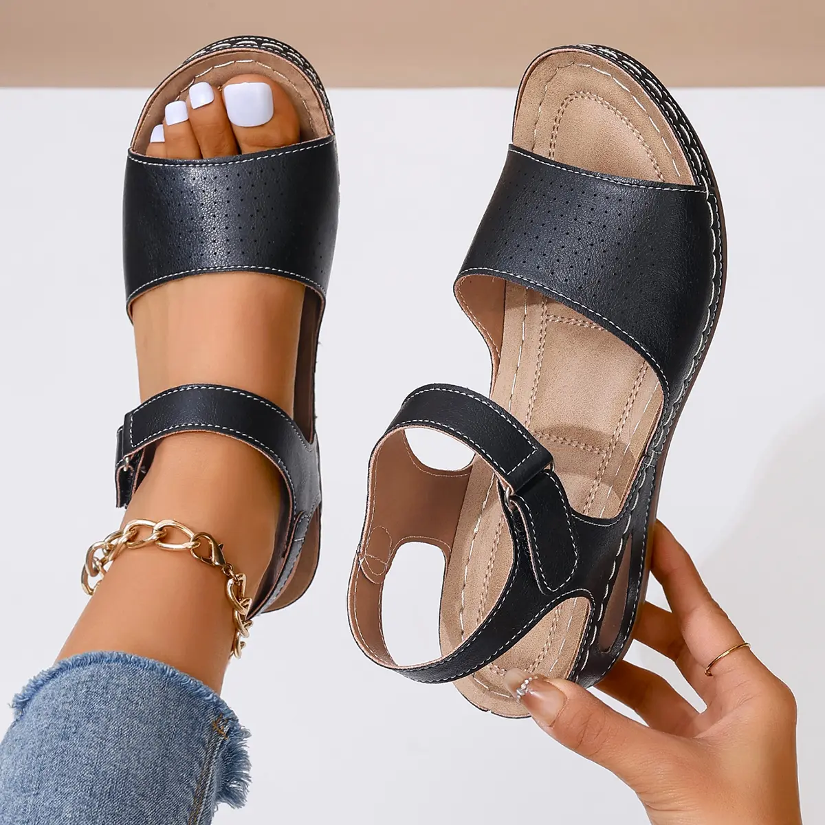 Women's Retro Pu Leather Wedge Sandals 2025 Summer Thick Bottom Platform Sandals Woman Non Slip Peep Toe Beach Shoes Footwear