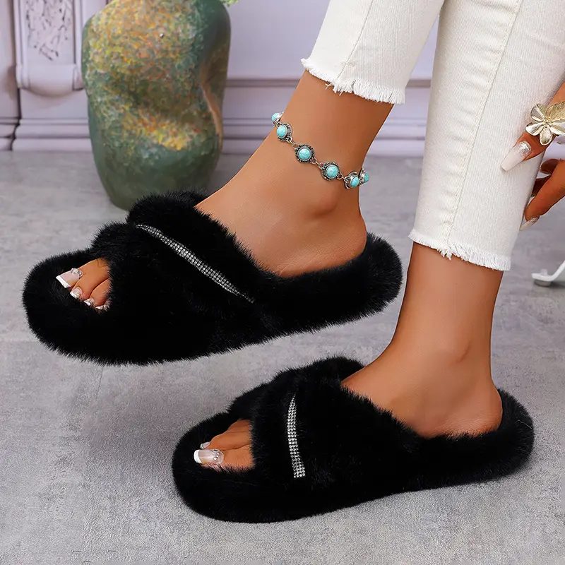Faux Fur Shiny Crystal Decor Indoor Slippers Women Winter Warm Thicken Plush Cotton Slippers Woman Comfort Light Non Slip Slides