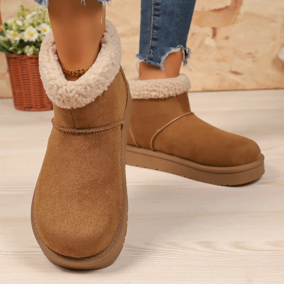 Faux Fur Thick Bottom Snow Boots Women 2025 Winter Warm Thicken Plush Cotton Padded Shoes Woman Non Slip Platform Ankle Botas