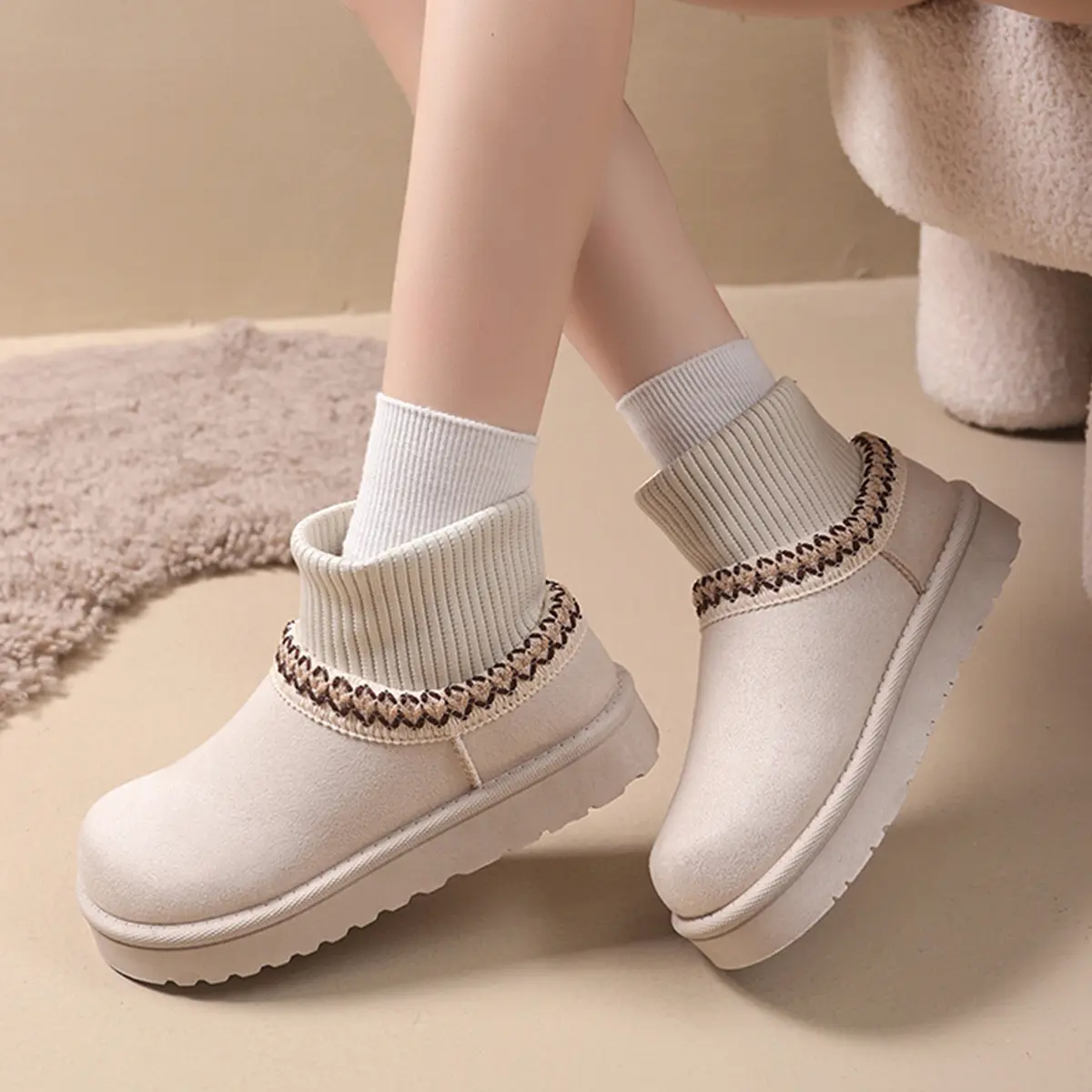 Retro Flat Heels Snow Boots for Women 2025 Winter Warm Thicken Plush Sock Ankle Boots Woman Non Slip Thick Bottom Cotton Shoes