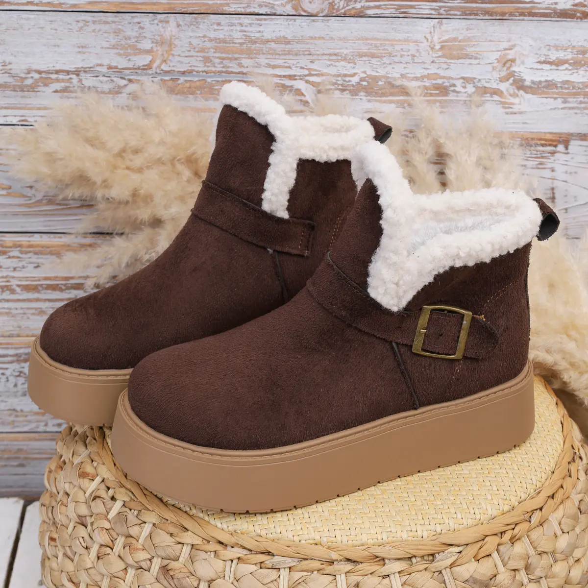 Warm Thicken Plush Thick Bottom Snow Boots Women 2025 Chunky Platform Cotton Padded Shoes Woman Plus Size 43 Winter Ankle Boots
