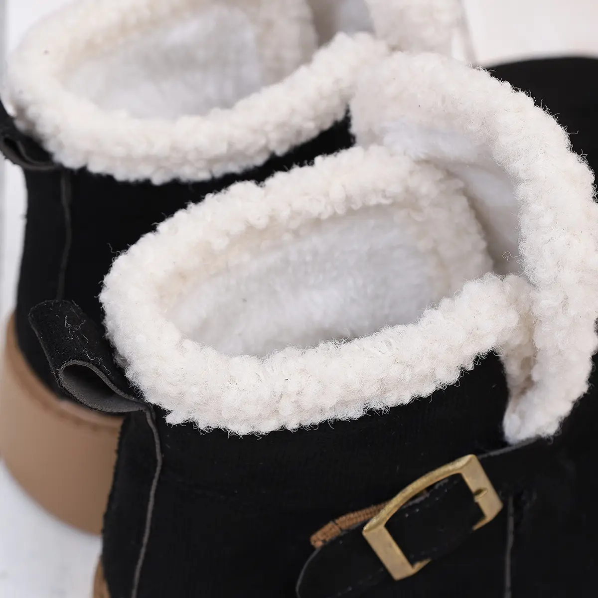 Warm Thicken Plush Thick Bottom Snow Boots Women 2025 Chunky Platform Cotton Padded Shoes Woman Plus Size 43 Winter Ankle Boots