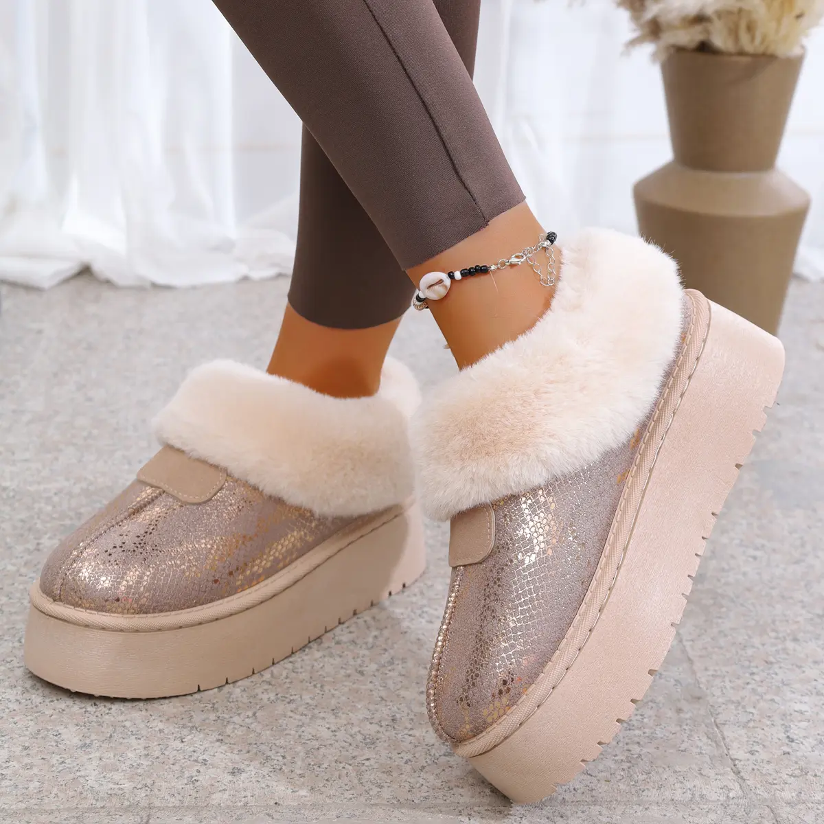 Women's Shiny Sequins Platform Snow Boots Warm Thicken Plush Winter Ankle Boots Woman Non Slip Thick Bottom Cotton Padded Shoes