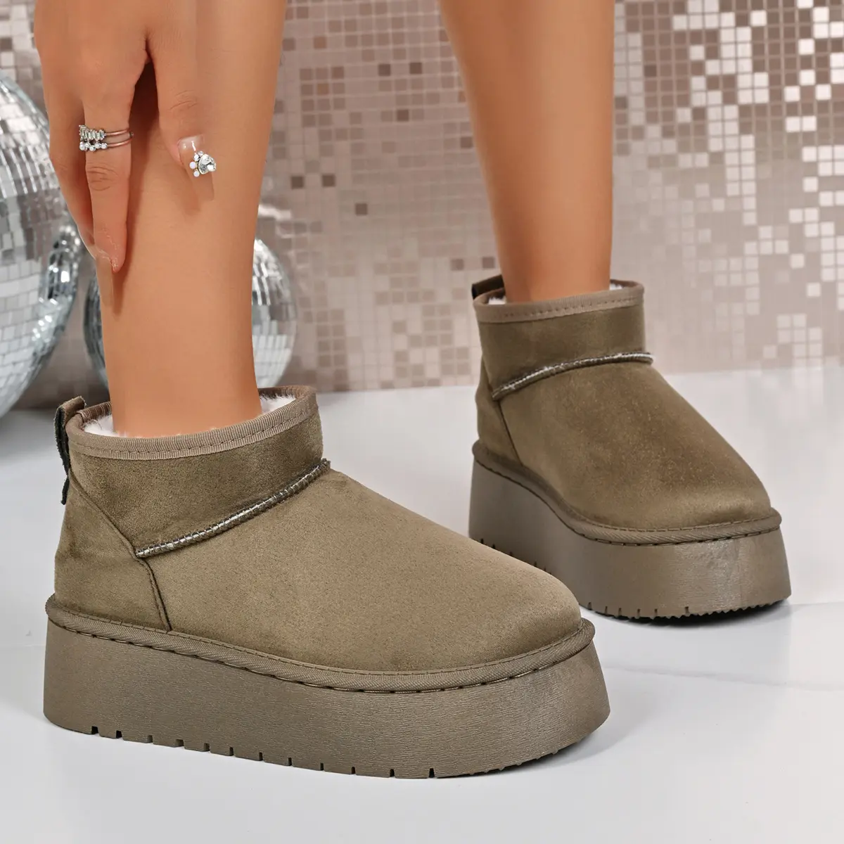 Basic Warm Thicken Plush Snow Boots for Women 2025 Winter Non Slip Chunky Platform Ankle Boots Woman Thick Bottom Cotton Shoes