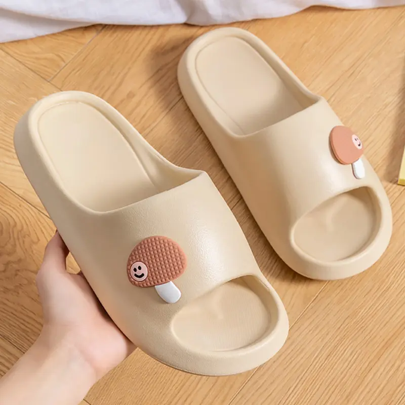 Women's Summer Cartoon Decor Eva Slides Lightweight Soft Sole Cloud Slippers Woman Non-Slip Indoor Home Slippers Couple Shoes