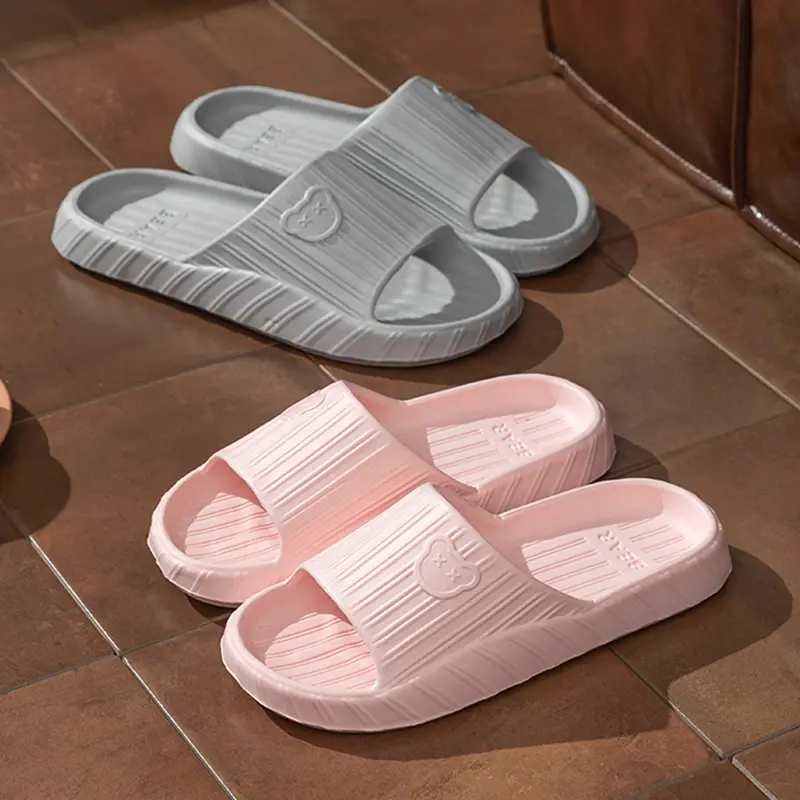 Lightweight Soft Sole Eva Cloud Slippers Women 2025 Summer Cute Bear Couple Home Slippers Indoor Non Slip Bathroom Slides Woman