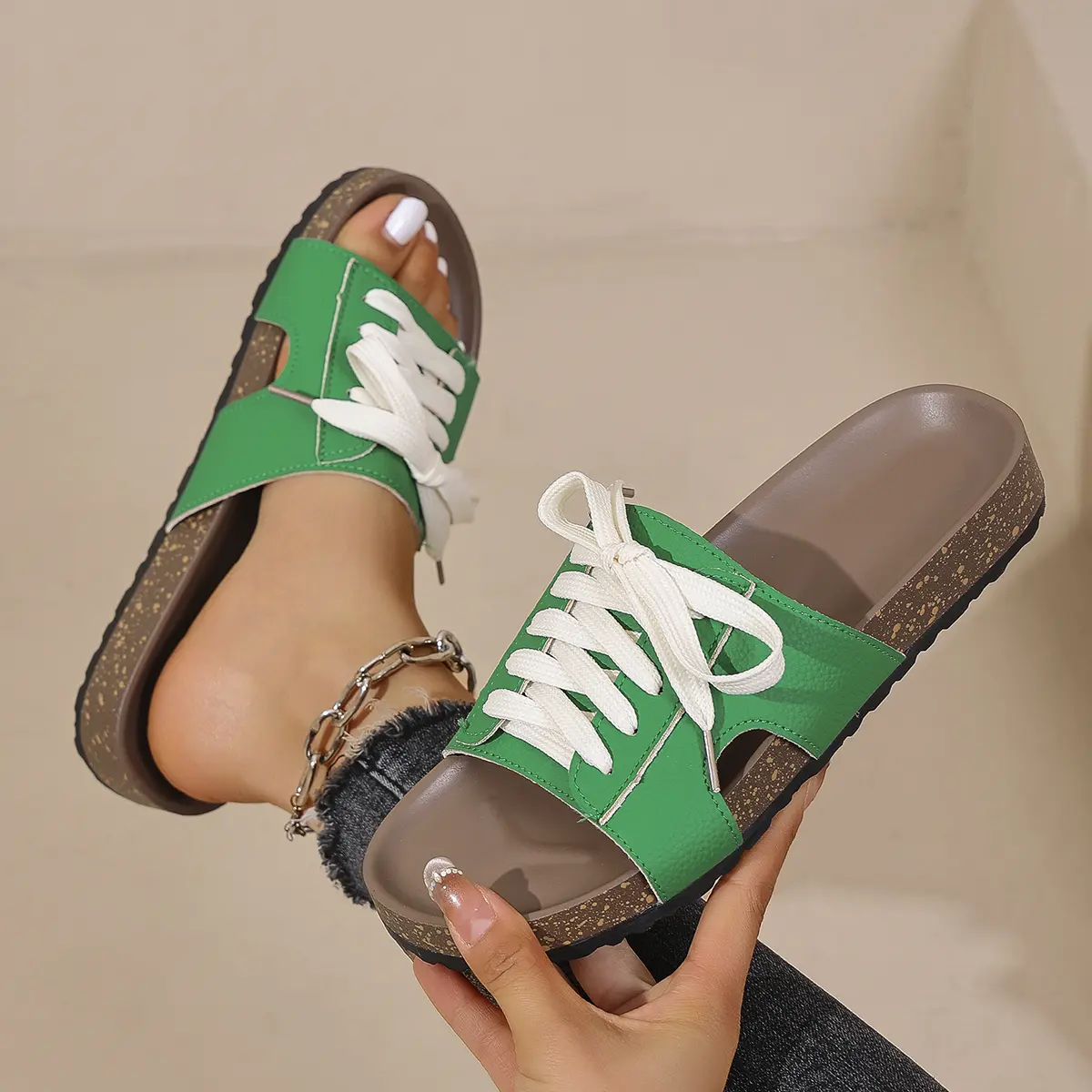 Classic Cork Footbed Clogs Sandals Women 2025 Summer Retro Flat Heels Birken Slippers Woman Non Slip Outdoor Mule Shoes Slides