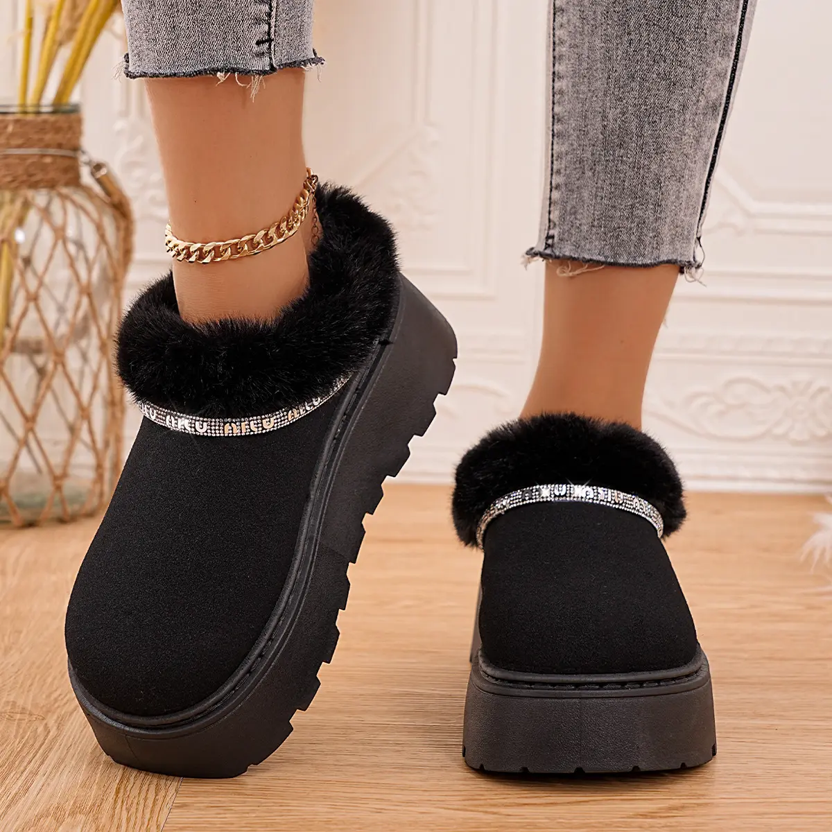 Crystal Straps Decor Snow Boots Women 2025 Winter Faux Fur Chunky Platform Ankle Boots Woman Anti Slip Thick Bottom Cotton Shoes