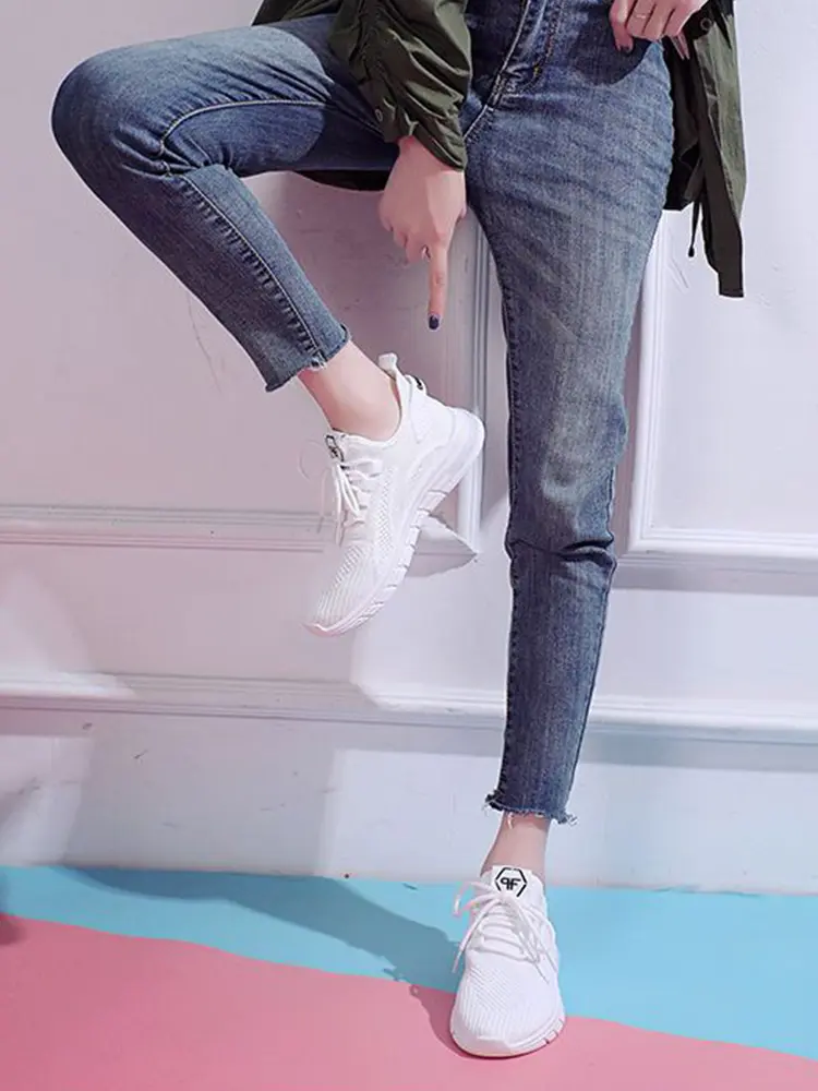 Leisure Sports Shoes for Women Soft Sole Comfortable Work Shoes Spring and Autumn Shoes Lightweight Breathable Women's Shoes