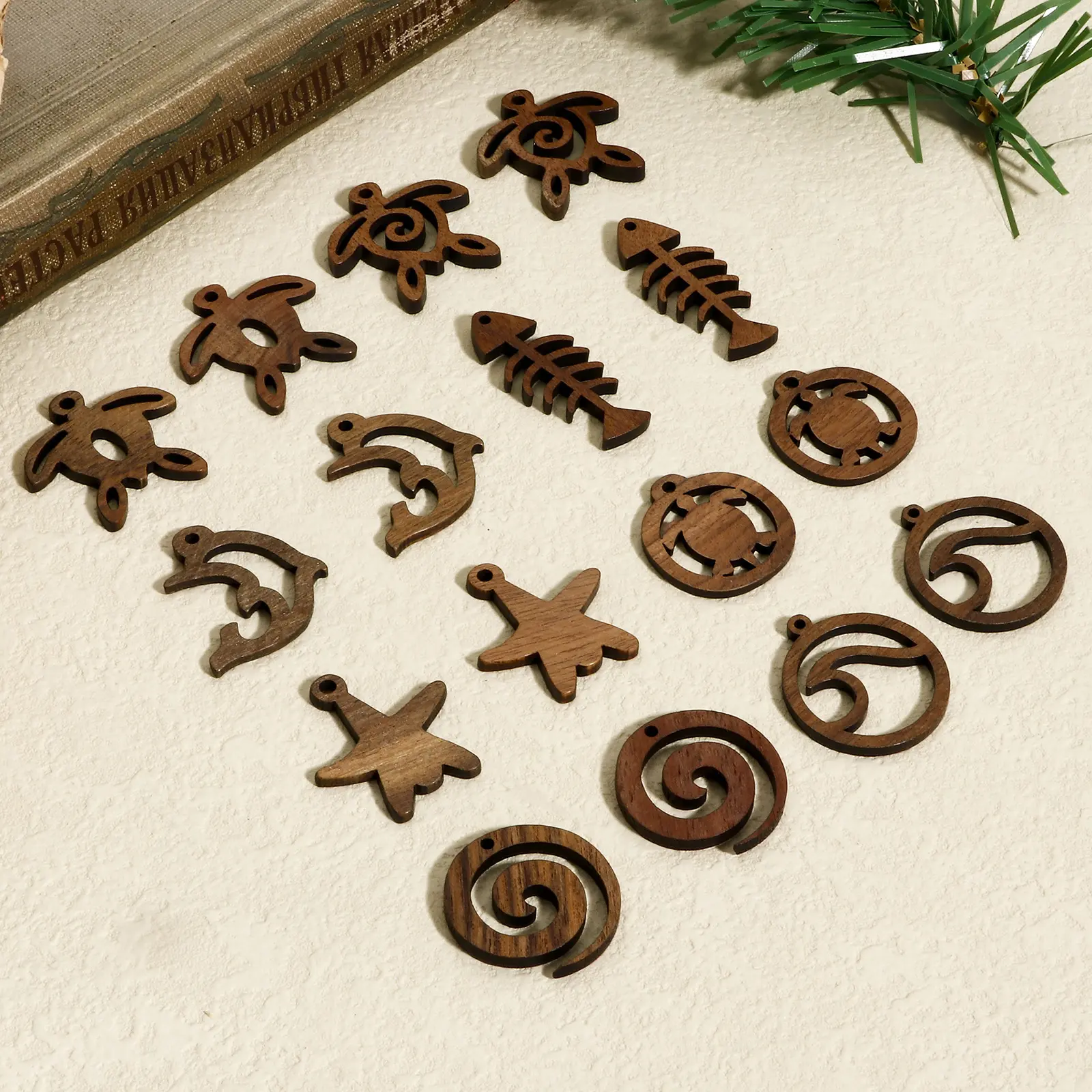 5 Pcs Brown Walnut Ocean Jewelry Pendants Turtle Fish Bones Dolphin Starfish Shape Charms For Earrings Necklace Diy Making