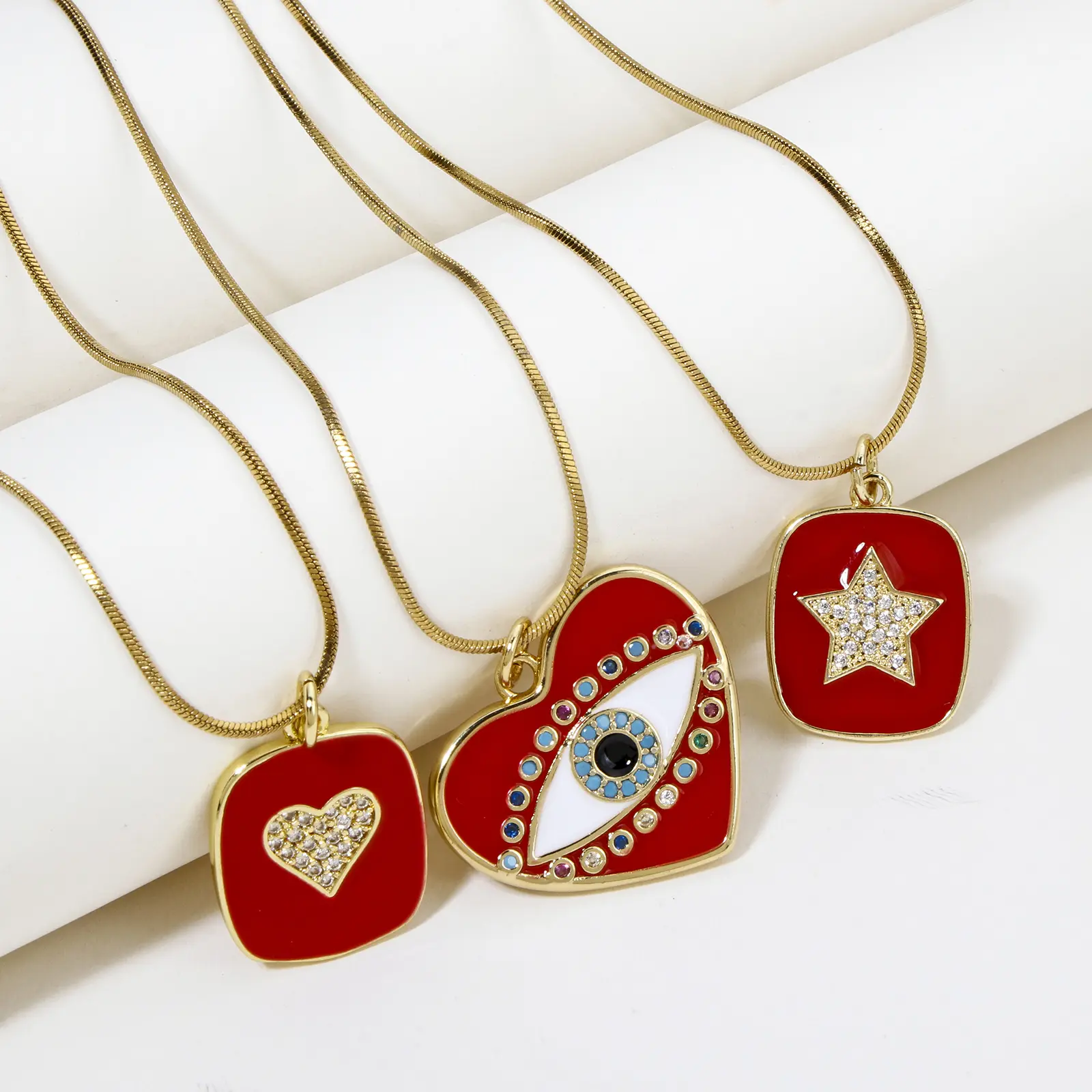 1 Piece Brass 18K Gold Plated Half Moon Lip Enamel Red Hearts Pendnats For Necklace Earring Jewelry Making Findings