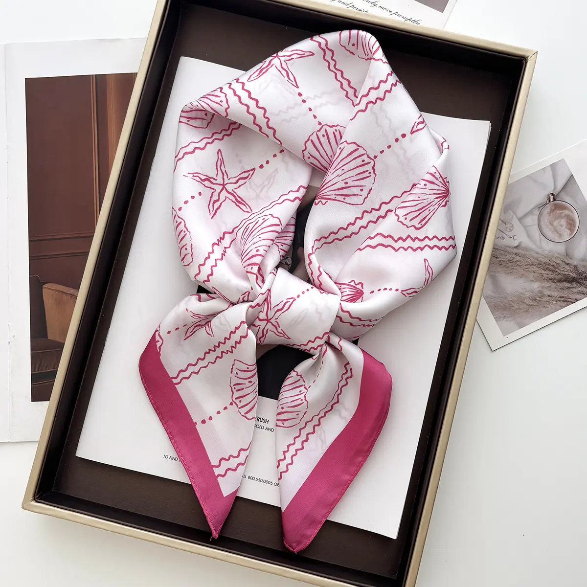 New Women's Vintage Versatile Thin Satin Scarf Floral Print Hairband Spring Autumn Small Square Scarf for Tying Hair And Bags