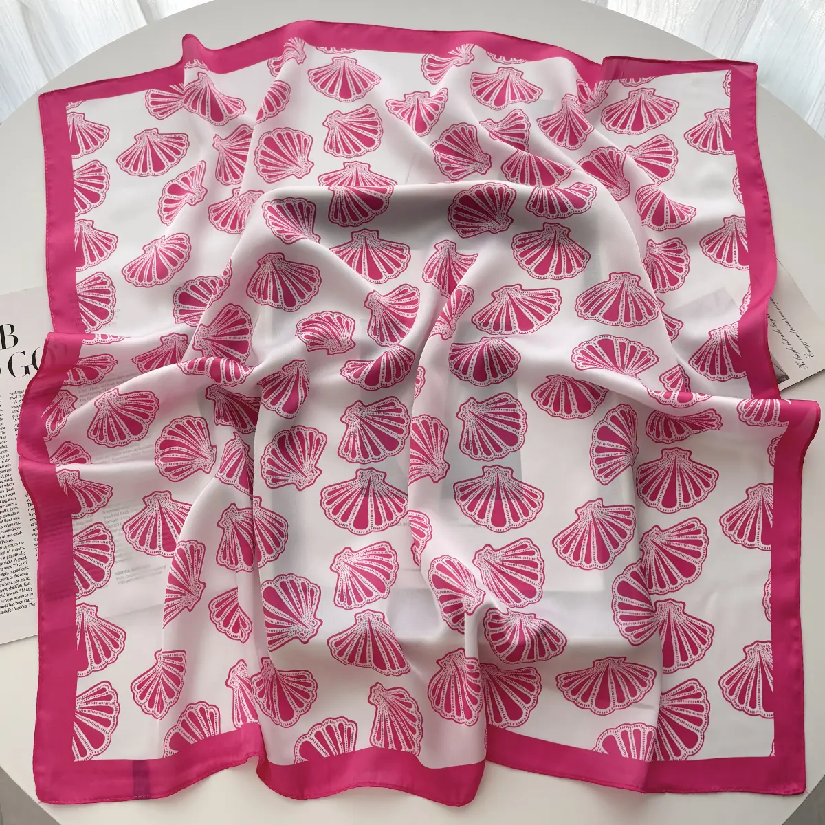 New Women's Vintage Versatile Thin Satin Scarf Floral Print Hairband Spring Autumn Small Square Scarf for Tying Hair And Bags