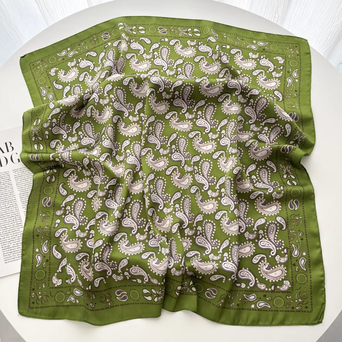 Luxury Plaid Leaf Print Satin Square Scarf Soft Lightweight Women Fashion Accessory for Hair Neck Shawl Elegant Hair Scarf