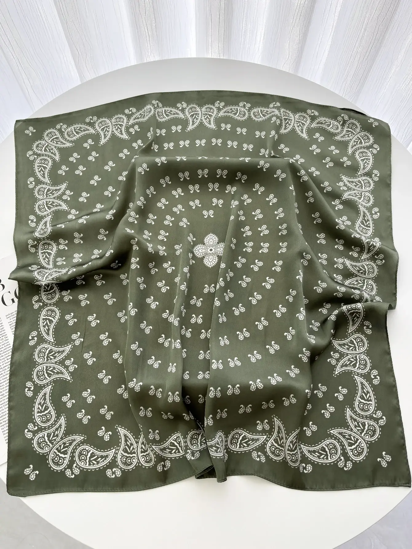 70cm Women's Soft Satin Square Scarf Floral Print Wrap Foulard Handkerchief Bandanas Neck Hair Skinny Tie Scarves Shawls
