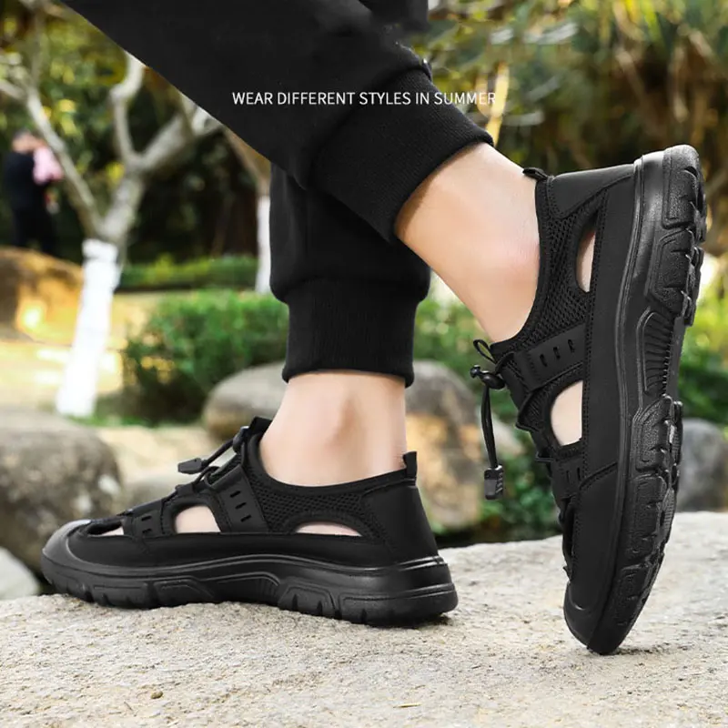 2025 New Summer Leather Wading Shoes Breathable Outdoor Beach Men Sandals Classic Sneakers Platform Hollow Out Walking Shoes