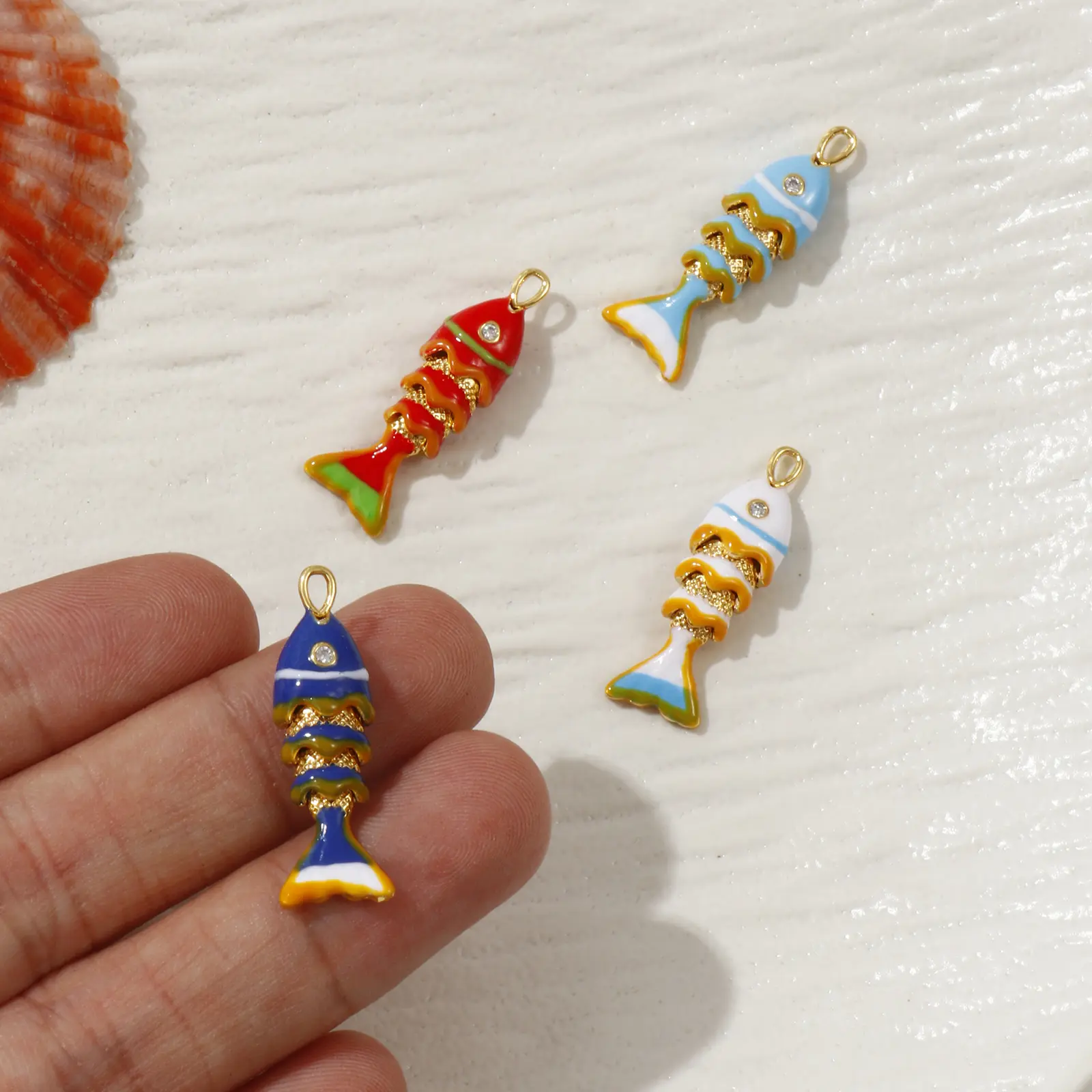 1 Piece New Brass Ocean Jewelry Charms 18K Gold Plated Enamel Fish Animal Movable Clear Cubic Zirconia Pendant DIY 28mm x 9mm