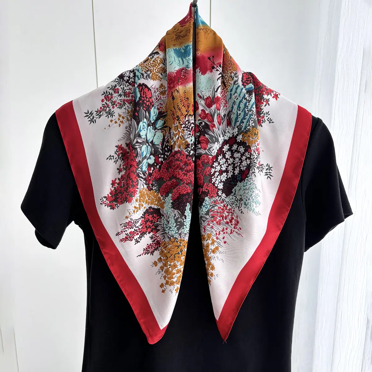 Luxury Brand 2025 Chain Print Square Silk Scarf for Women Hijab Hair Bands 70cm Neckerchief Female Satin Shawl Ribbon Headband