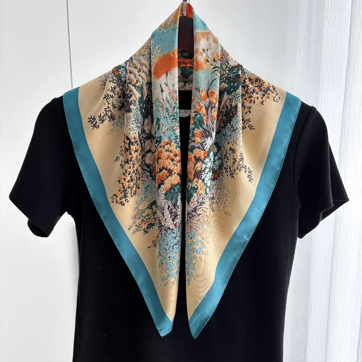 Luxury Brand 2025 Chain Print Square Silk Scarf for Women Hijab Hair Bands 70cm Neckerchief Female Satin Shawl Ribbon Headband