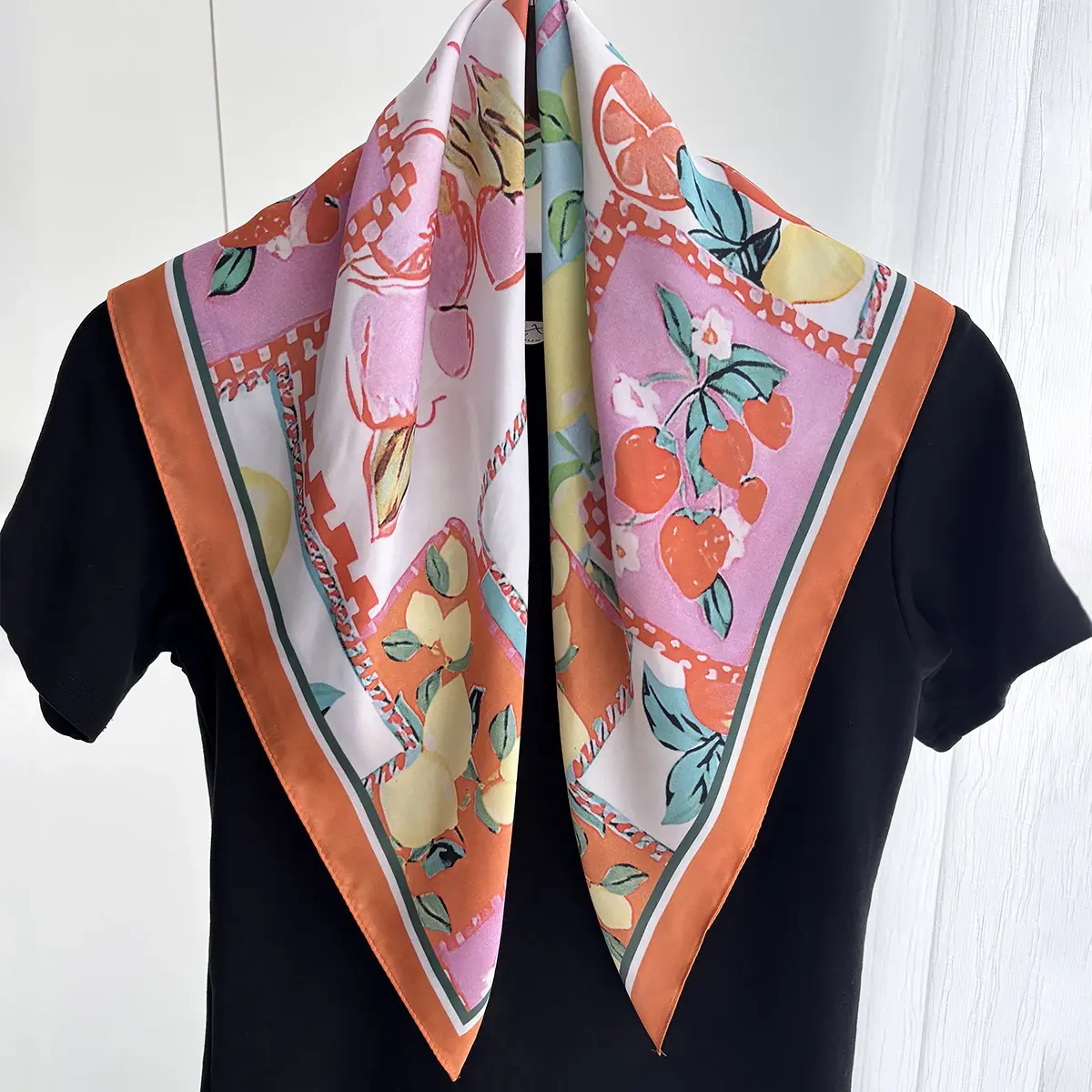 70cm Square Lemon Print Yellow Soft Satin Scarf Casual Elegant Thin Breathable Neck Women Windproof Head Wrap Hair Scarves 2025