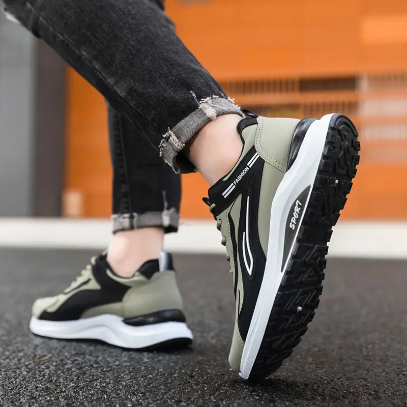 2025 Summer Anti Slip Lace Up Sneakers Men New Lightweight Breathable Running Shoes Trendy Versatile Wear Resistant Sports Shoes