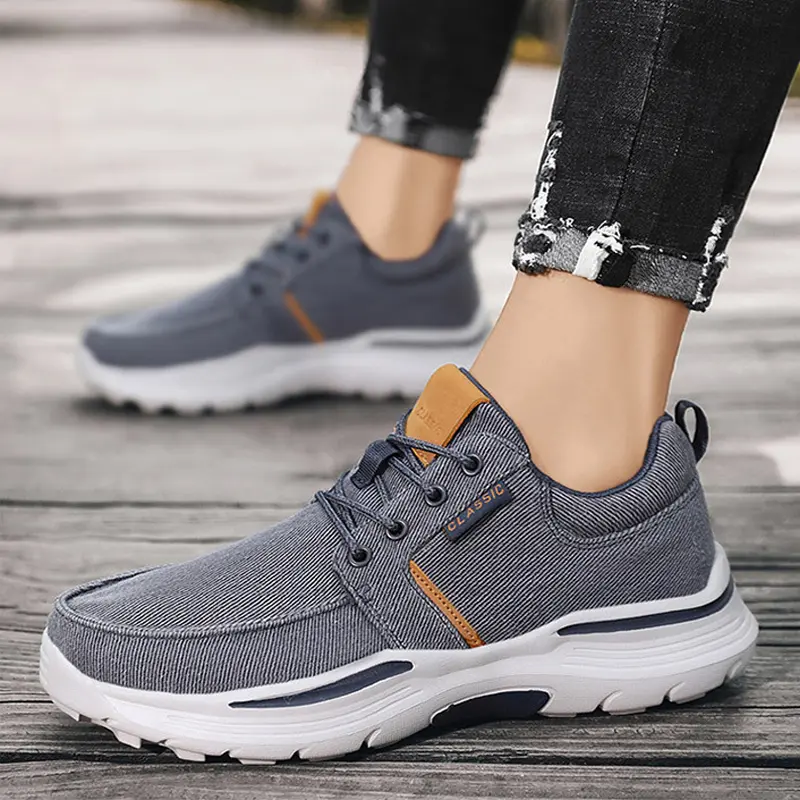 Oulylan Classic Large Size Sneakers Outdoor Fashionable Running Shoes Men Leisure Canvas Shoes Breathable Thick Soled Loafers