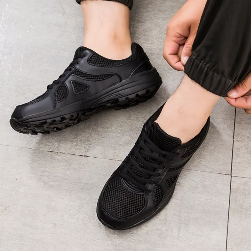 Men Fashion Sneakers Breathable Lace-up Sneakers Casual 2024 Male Outdoor Wear-Resistant Shoes Size 36-46