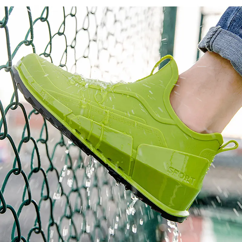 Summer Lightweight Fashion Shoes Men Outdoor Windproof Rain Water Trekking Hiking Sneakers Men's Anti Slip Fishing Rubber Shoes