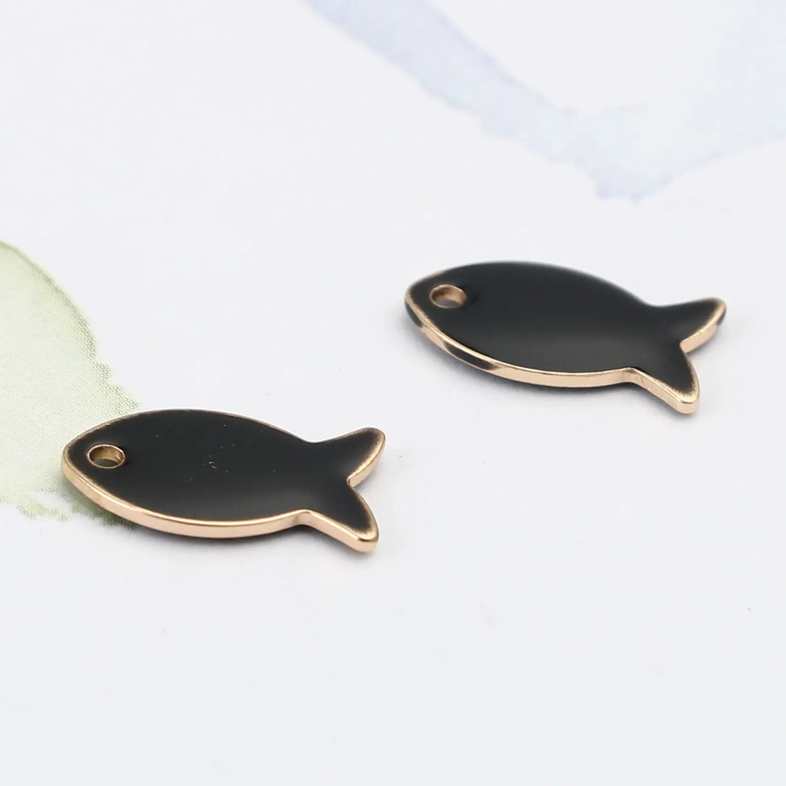 10PCs Copper Double Sided Small Fish Enamelled Sequins Charms Pendant For Jewelry Making Findings Gold Color Setting 14mm x 8mm