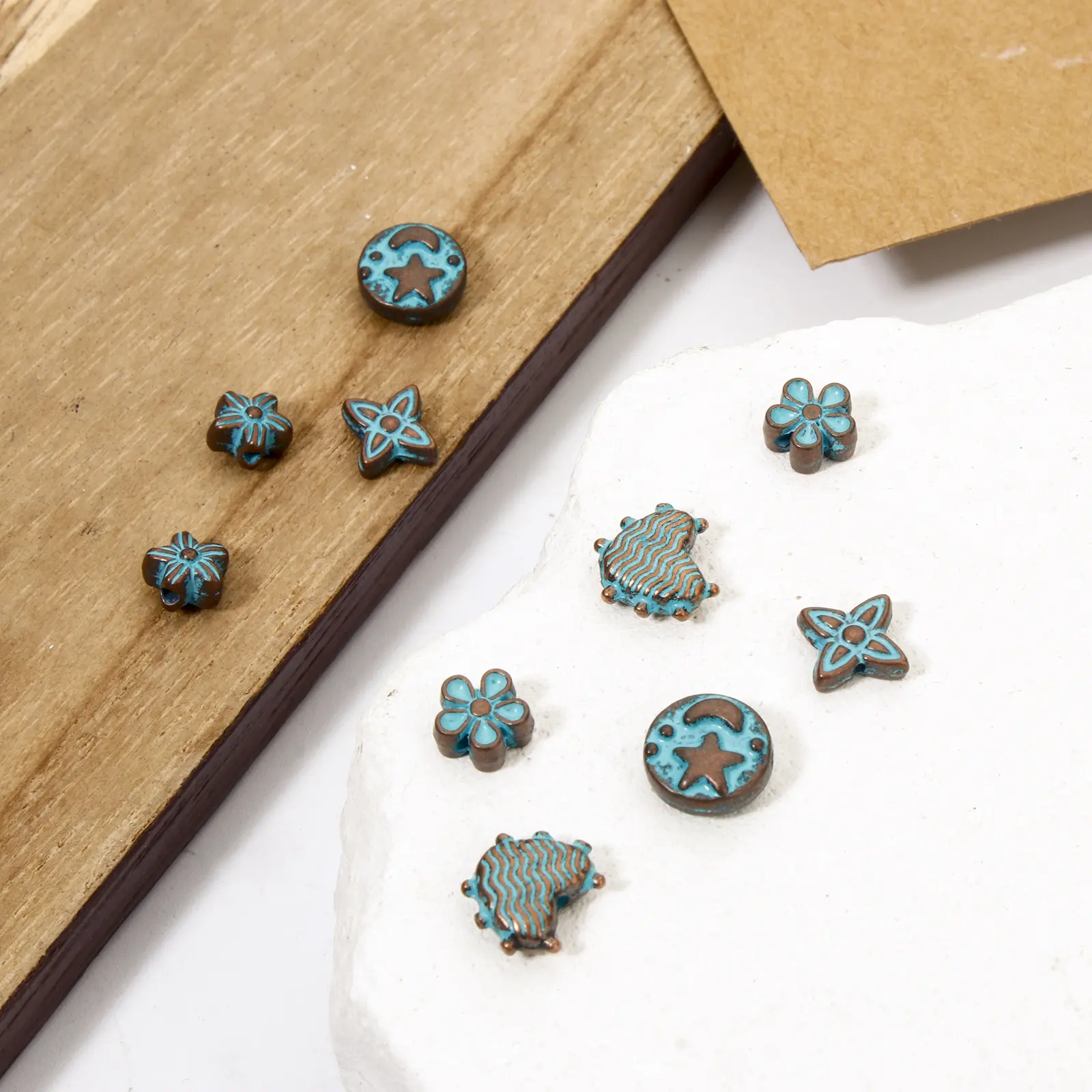 50/100 Pcs Zinc Based Alloy Spacer Beads Flower Half Moon Star Heart Patina For Diy Jewelry Making Antique Copper Blue Charms