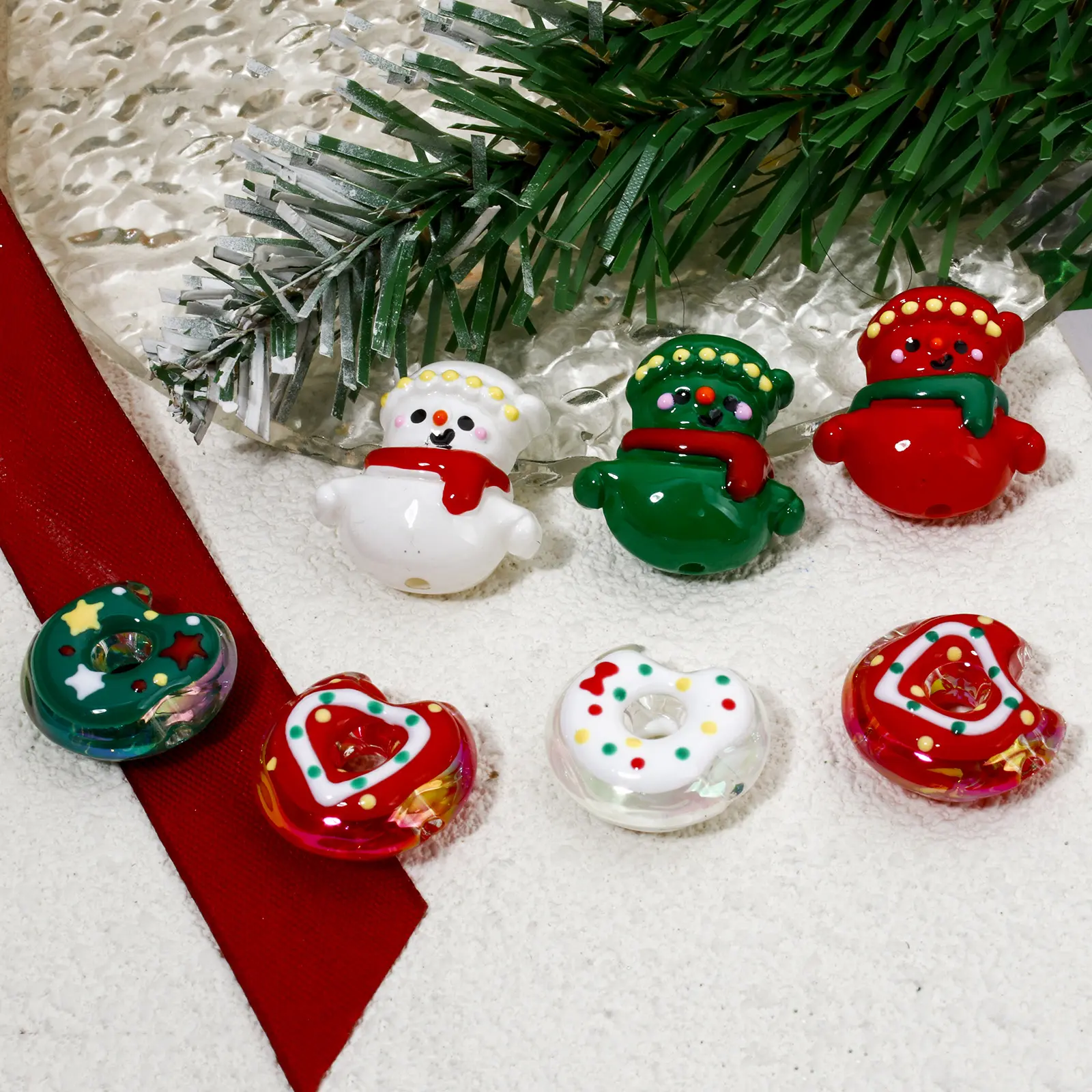 5 PCs Christmas Acrylic Beads For DIY Jewelry Making At Random Mixed Color Christmas Snowman Doughnut Enamel Findings