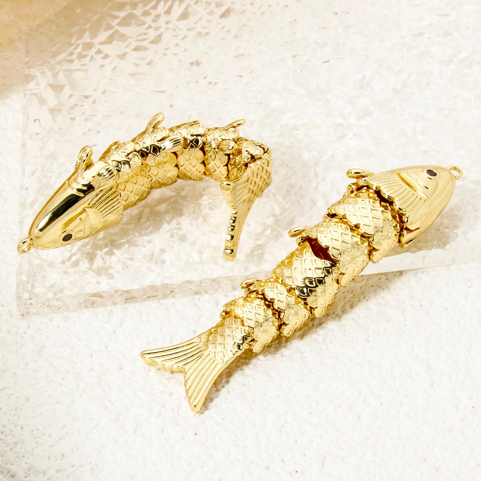 1 Piece Copper Golden Fish Shaped 18K Gold Plated Pendants Pave Red Zircon Ocean Jewelry Charms For Diy Necklace Making Findings