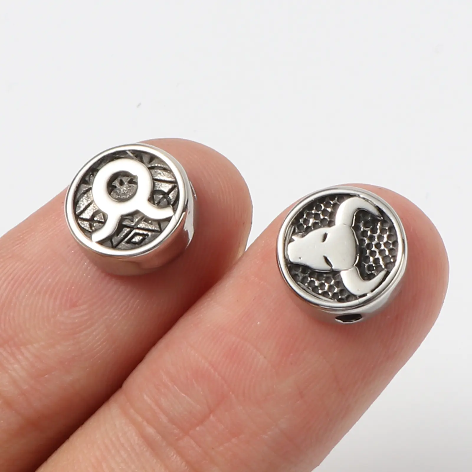 2Piece Sign Of Zodiac Constellations Beads Gunmetal Stainless Steel Beads For Jewelry Making Round Taurus Pattern Beads 10mm Dia