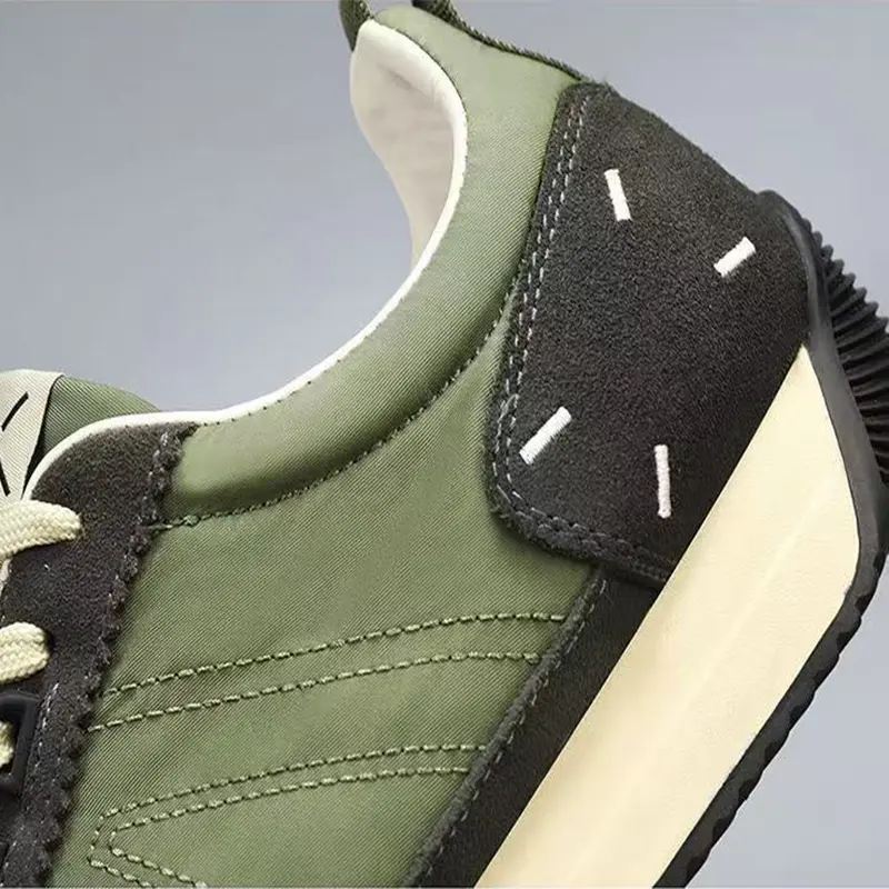 Oulylan 2025 Men Retro Sports Shoes Casual Walking Outdoor Soft Non-slip Sneakers Breathable Casual Running Sport Shoes