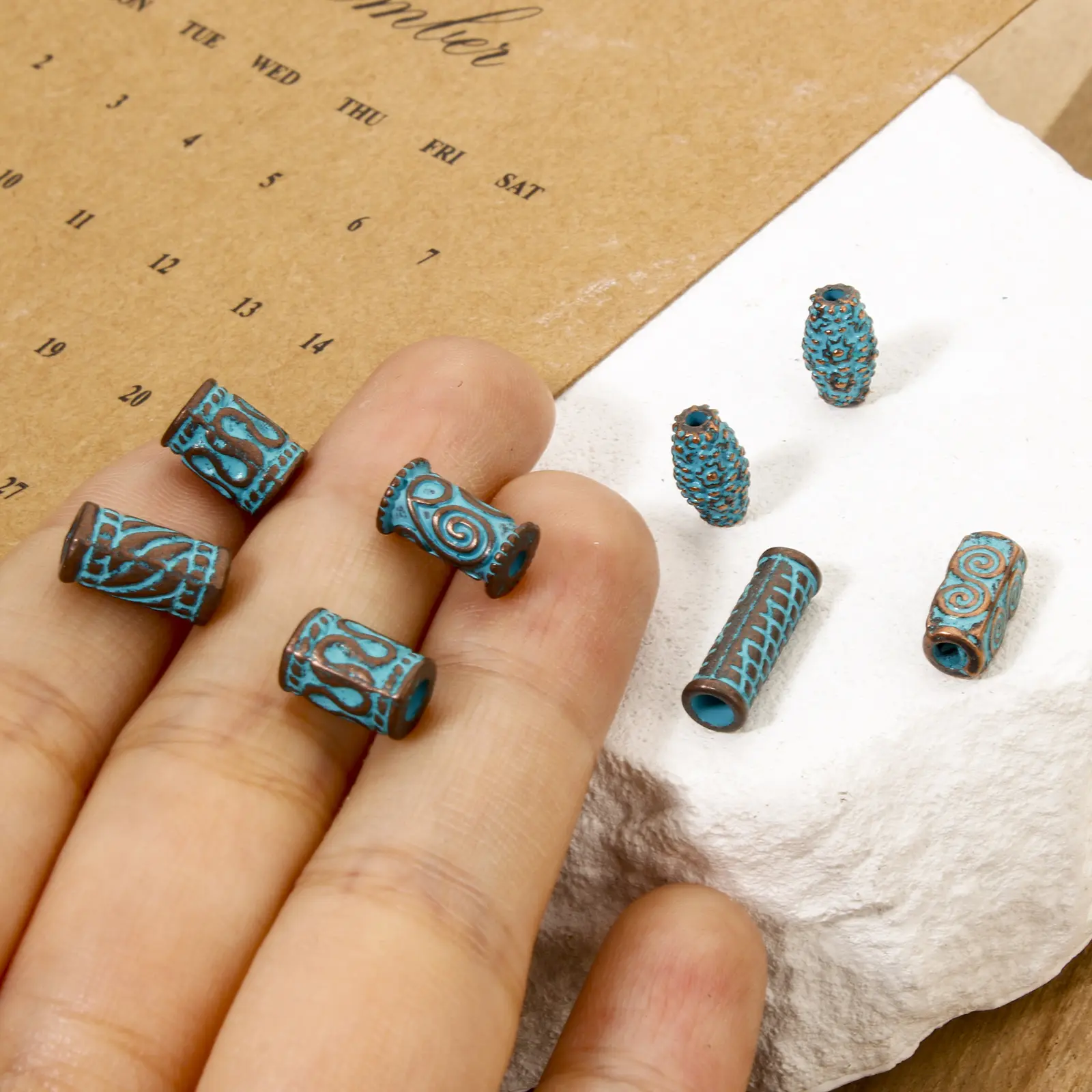 20/50 PCs Zinc Based Alloy Patina Spacer Beads For DIY Jewelry Making Antique Copper Blue Cylinder Spiral Necklaces Findings