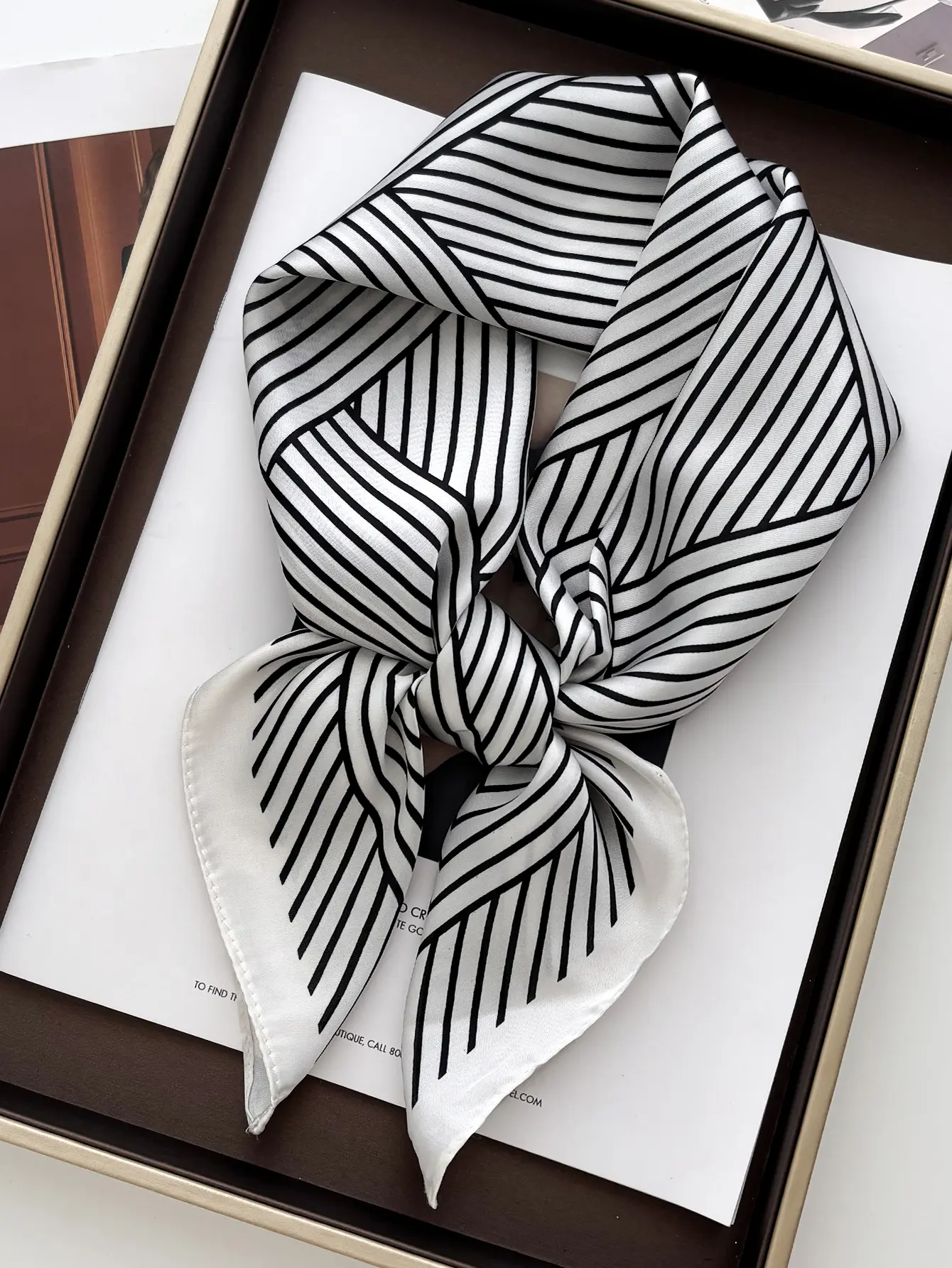 Flower Printed Square Scarf Elegant Thin Breathable Decorative Neck Scarves Windproof Headscarf For Women