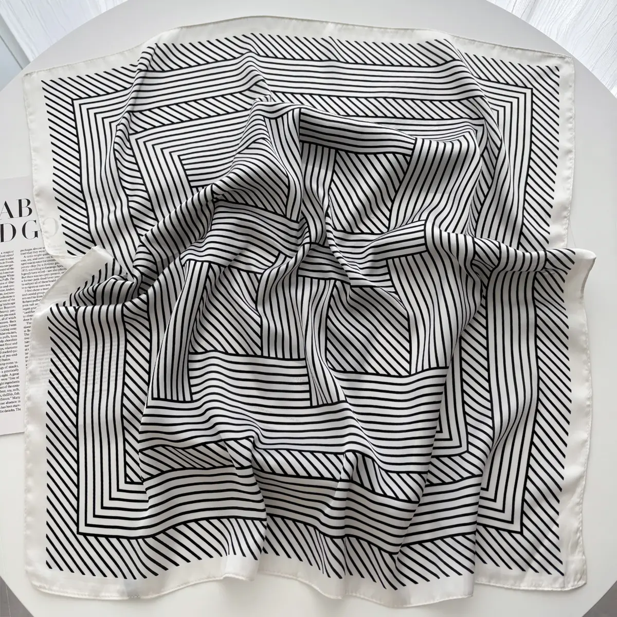 Flower Printed Square Scarf Elegant Thin Breathable Decorative Neck Scarves Windproof Headscarf For Women