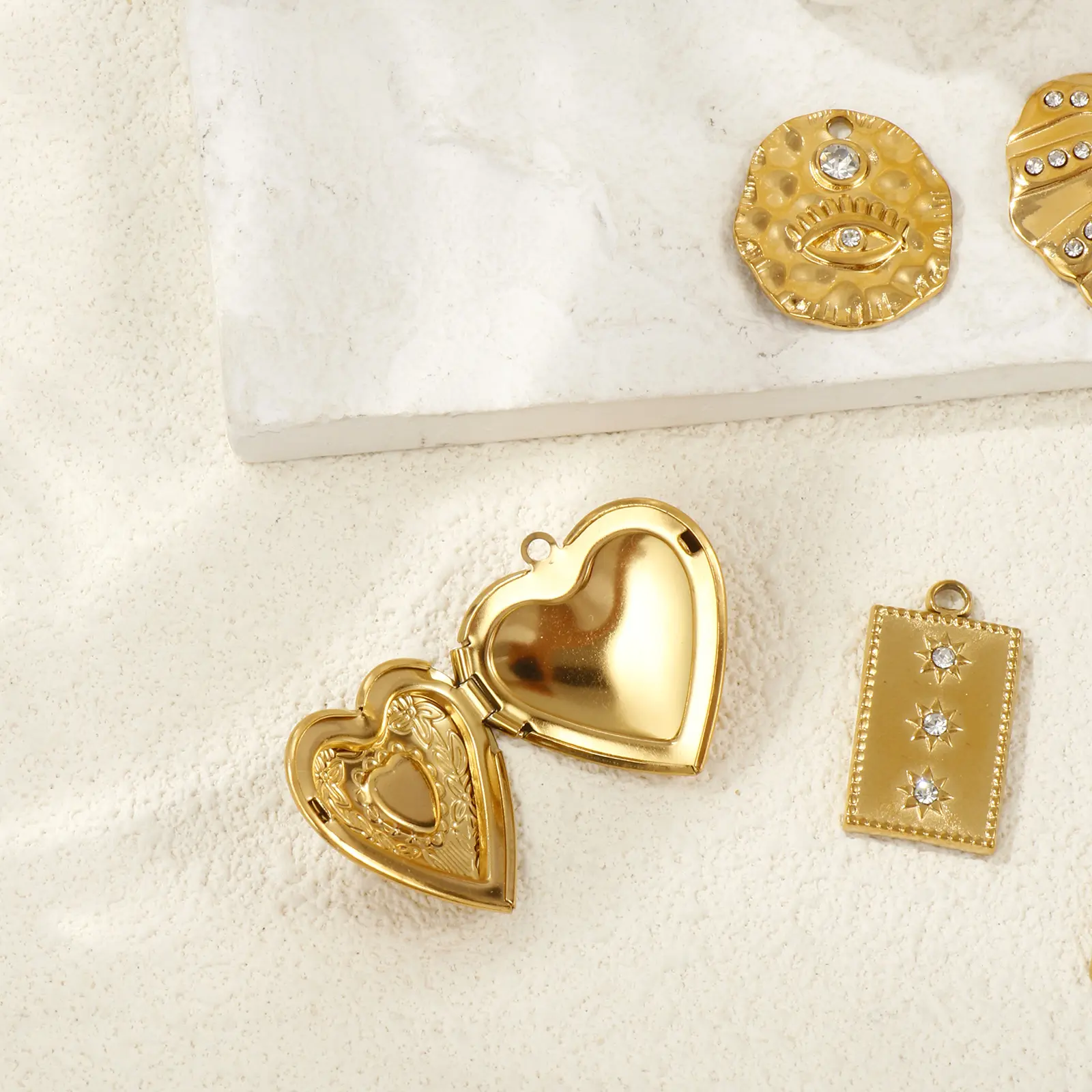 2 PCs 304 Stainless Steel Charms 18K Gold Plated Star Rectangle Moon Sun Heart Shell Pendant For DIY Necklace Jewelry Making
