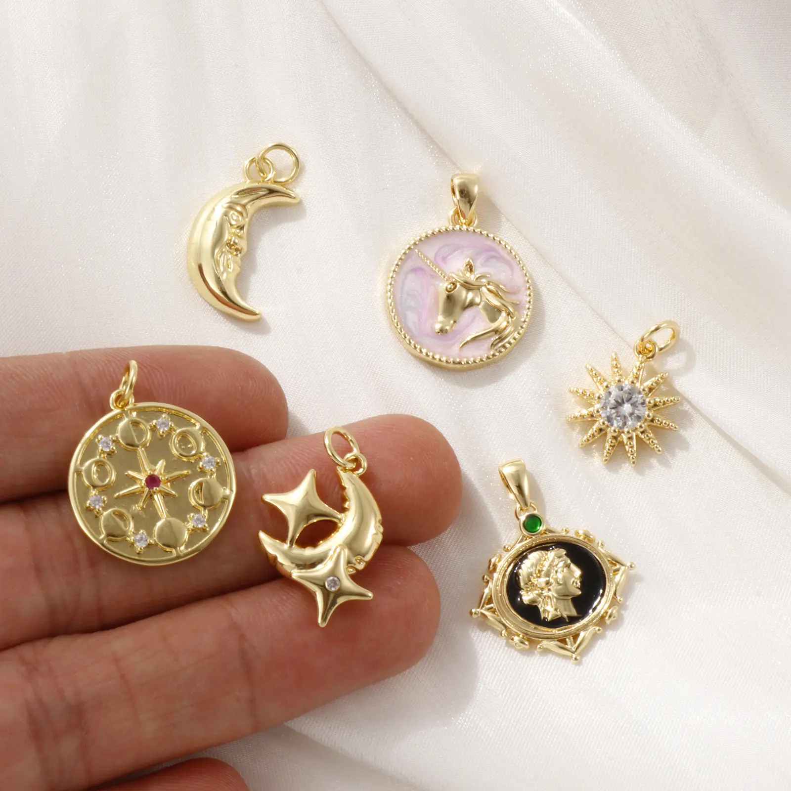 1 Piece Brass Charms 18K Real Gold Plated Round Disc Moon Star Sun Pendant For DIY Necklace Bracelet Jewelry Making