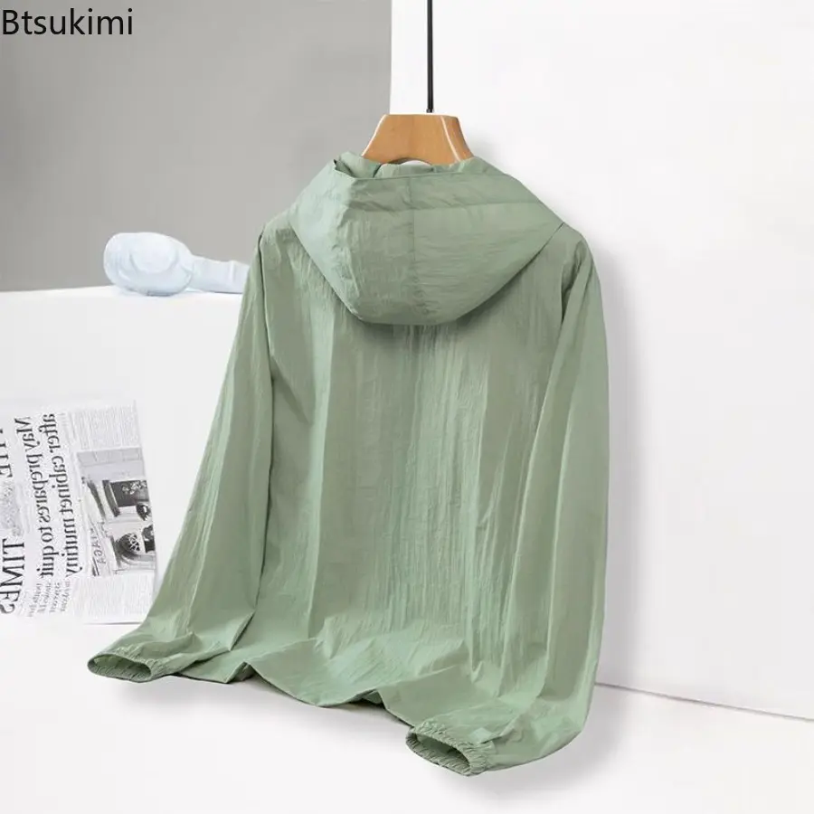 2025 Youth Sunscreen Clothing Men UV Resistant Solid Print Zipper Pockets Hood Breathable Loose Summer Skin Clothing Thin Coat
