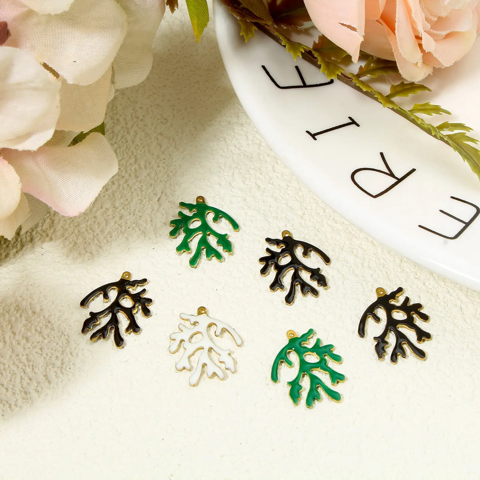 5 Piece Brass Enamelled Sequins Charms Brass Color Multicolor Coral Enamel Pendants For DIY Necklace Jewelry Making 20mm x 15mm