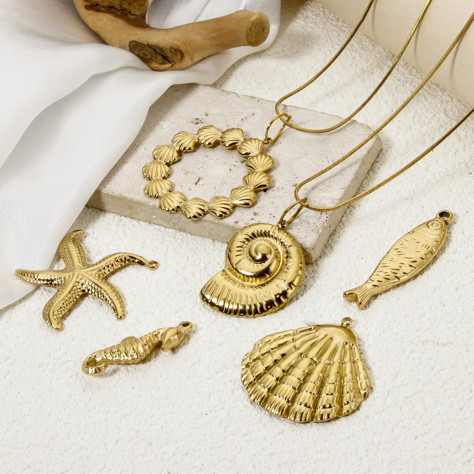 1 Piece 304 Stainless Steel Ocean Jewelry Pendants 18K Real Gold Plated Seahorse Animal Shell 3D Charms For DIY Necklace Making