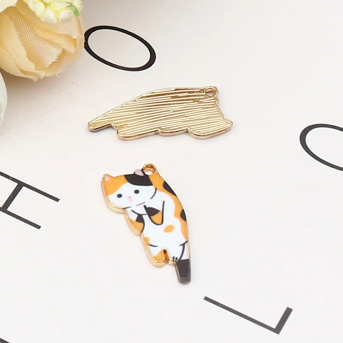 Fashion Gold Color Metal Charms Kawaii Cat Animal Multicolor Enamel DIY Making Necklace Bracelet Jewelry 25mm x 13mm, 10PCs